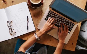 top-tools-freelance-writer-guide-header