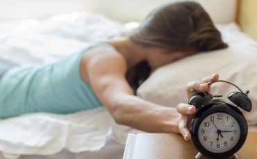 3-Tips-to-Start-Waking-Up-Early-in-a-Beautyrest-Mattress-1024x682-1-1