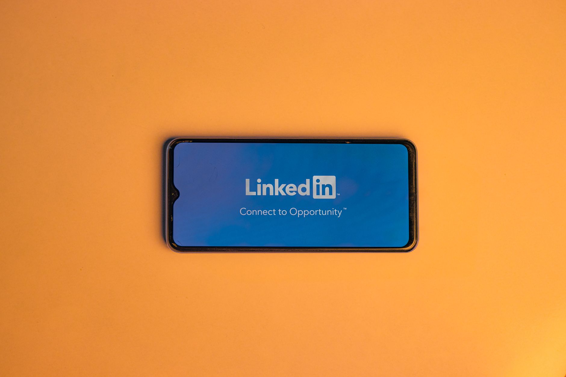 Poslovni profil na LinkedIn-u na laptopu